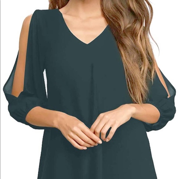 3/4 sleeve Dress with cut out sleeves - Picture 1 of 3